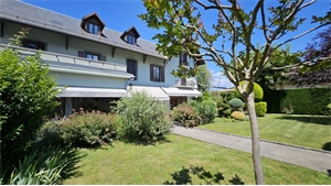 demeure à la vente -   73110  VALGELON LA ROCHETTE, surface 406 m2 vente demeure - UBI429152333